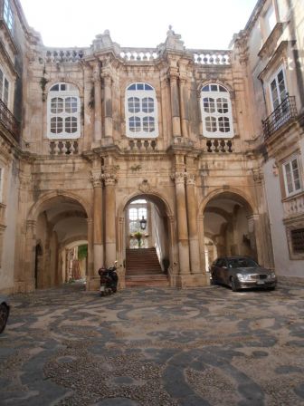 Palais de la place du Dôme