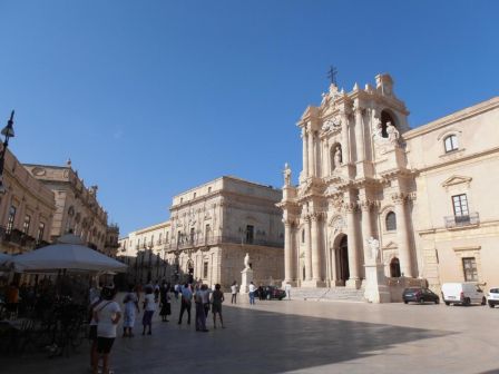 Cathédrale et Mairie